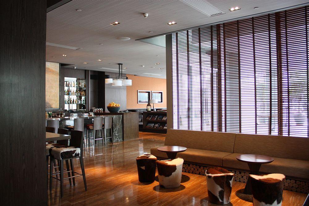 Caption By Hyatt Zhongshan Park Shanghai Exterior photo
