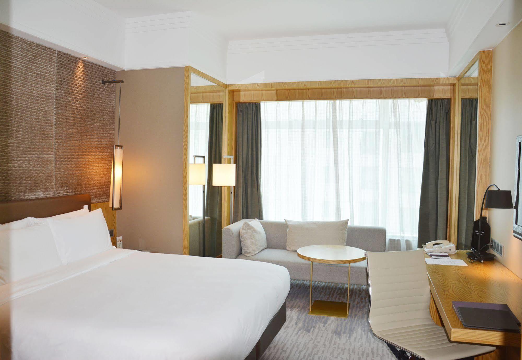 Caption By Hyatt Zhongshan Park Shanghai Exterior photo