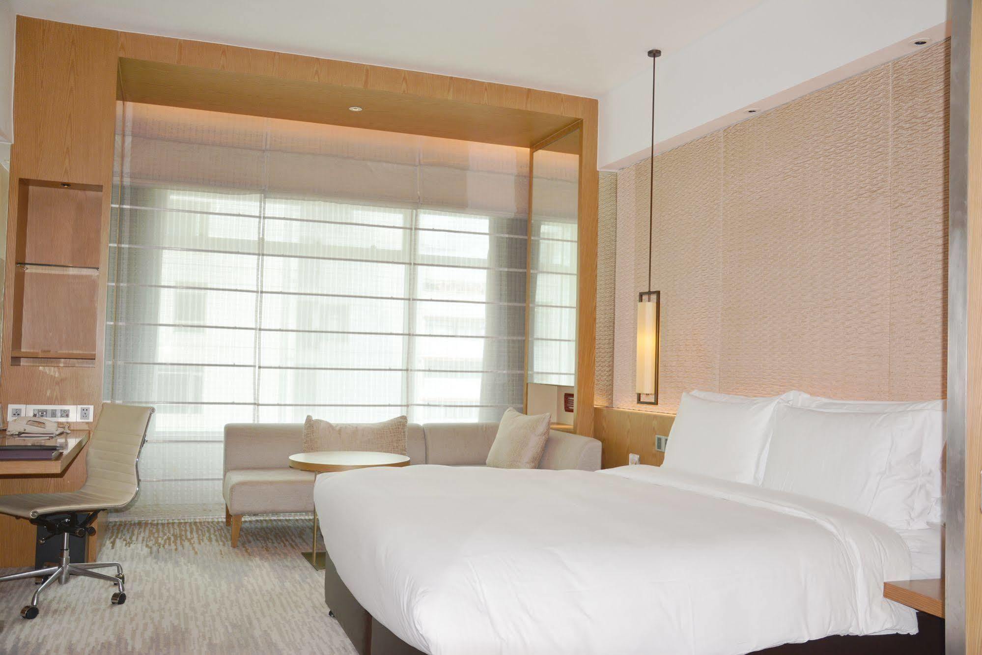 Caption By Hyatt Zhongshan Park Shanghai Exterior photo