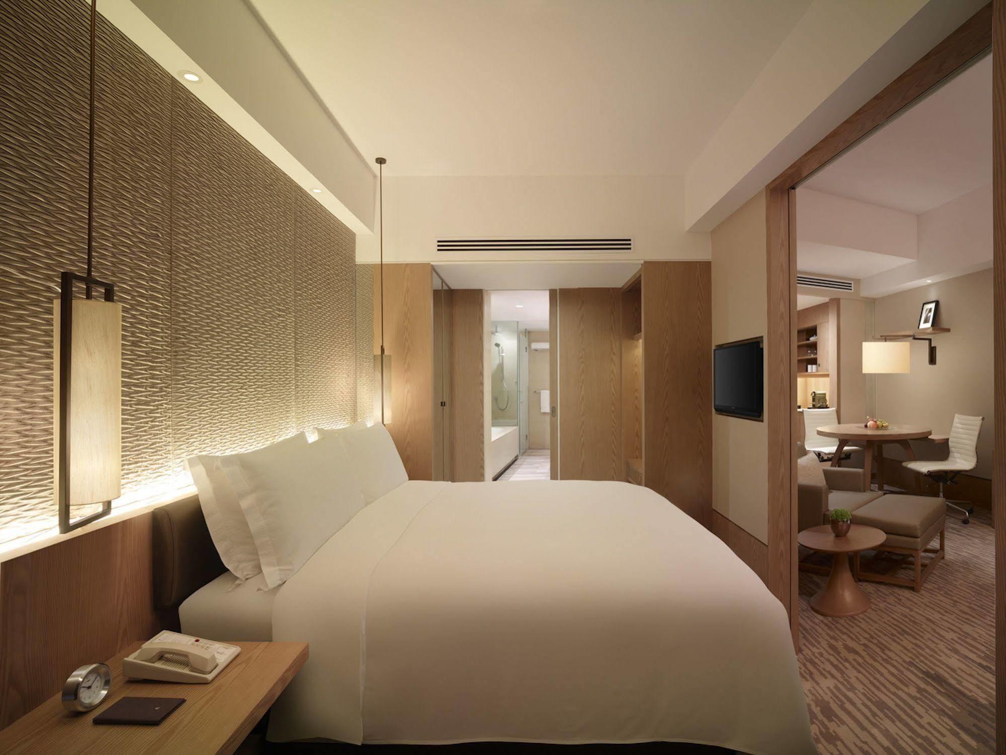Caption By Hyatt Zhongshan Park Shanghai Exterior photo